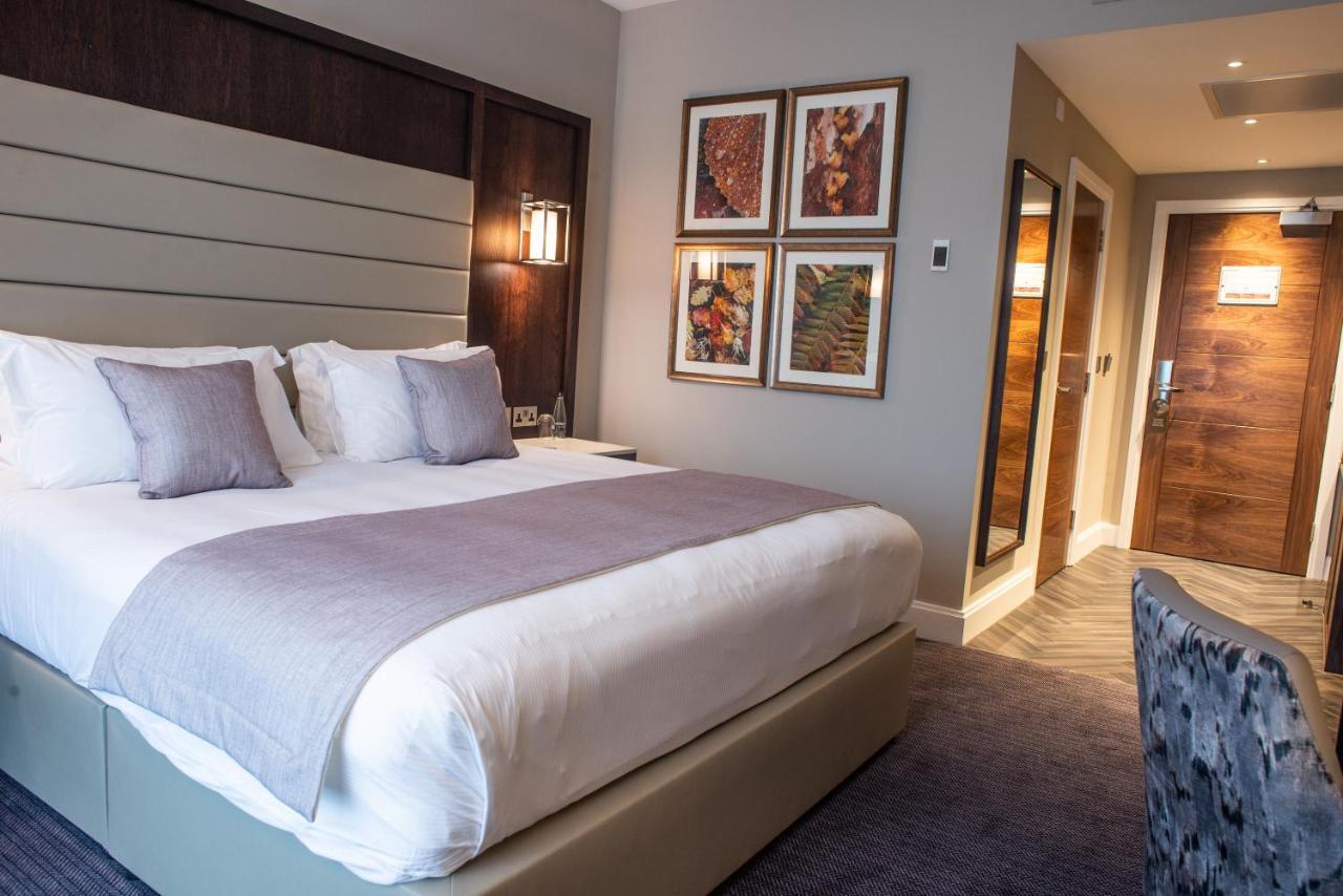 ברנלי Crow Wood Hotel & Spa Resort מראה חיצוני תמונה